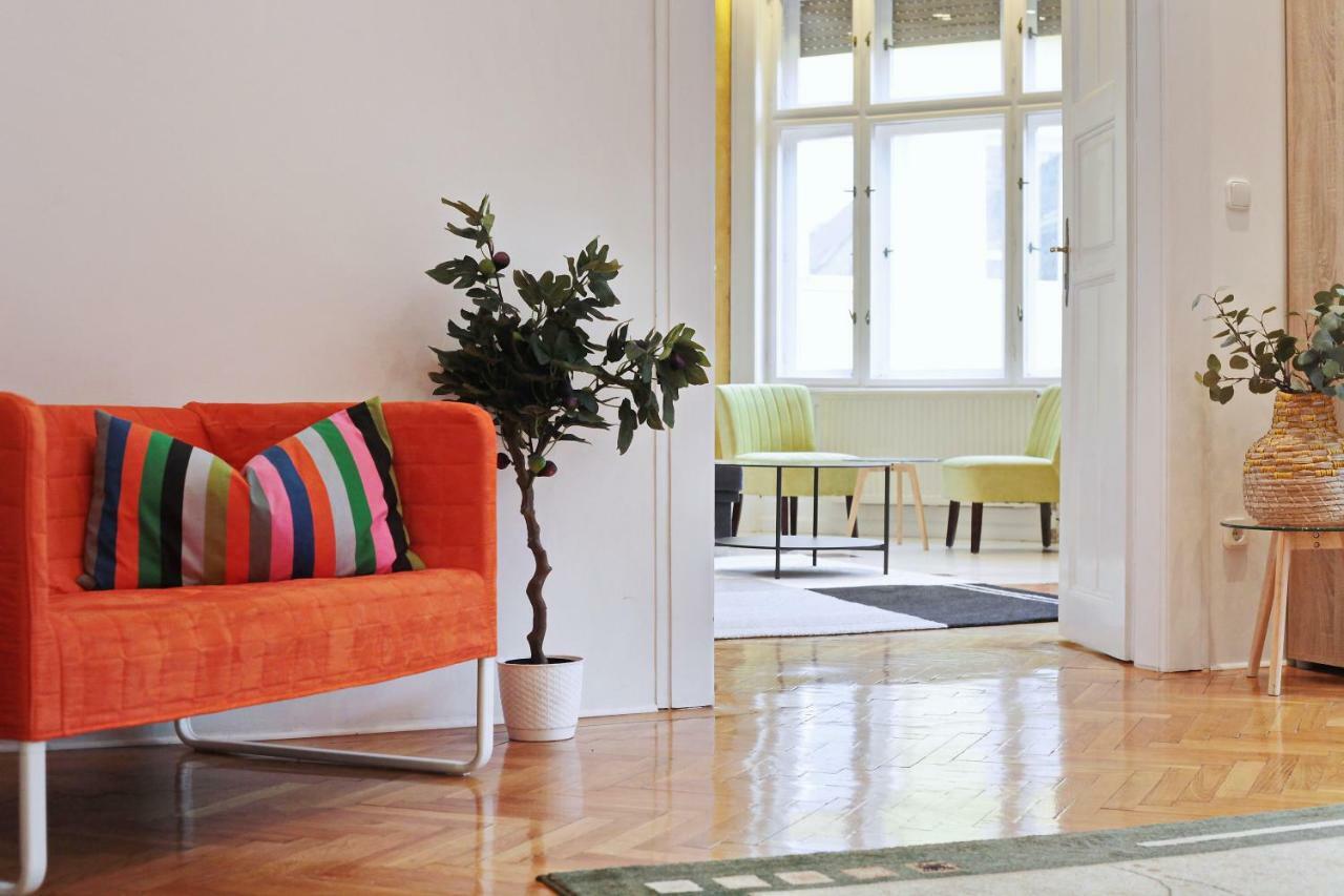 Apartament Luxury Gold Plated In Calm Location *